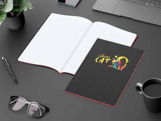 Notizbuch Tablet-Book Farbschnitt Naturkarton-Softcover schwarz, Papierformat/Lineatur DIN A4 / Winkelkaro, Farbschnitt/Logodruck rot/4farbig