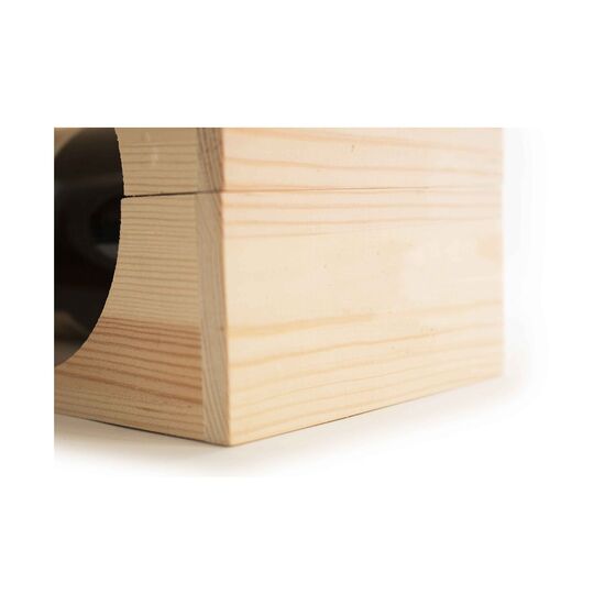 Weinkiste aus Fichtenholz für eine Flasche Wein, verwandelt sich in ein originelles Weinregal.