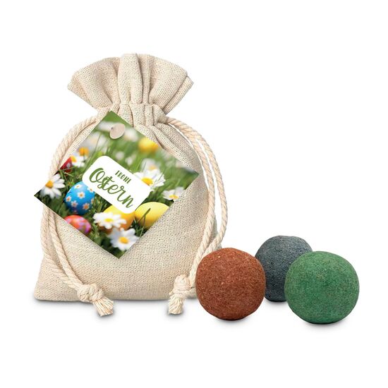 Kleines Säckchen mit Oster-Anhänger gefüllt mit 3 Saatkugeln für eine farbenfrohe Blumenwiesen