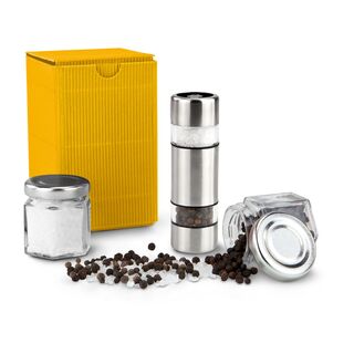 Die ROMINOX® Mühle mit zwei getrennten keramischen Mahlwerken kombiniert mit je einem kleinen Gläschen Salz und Pfeffer