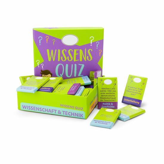 So macht quizzen Spaß: Auf 24 Edel-Vollmilch Schokoladen-Täfelchen befinden sich 24 Fragen und 72 Antwortmöglichkeiten aus 4 Bereichen