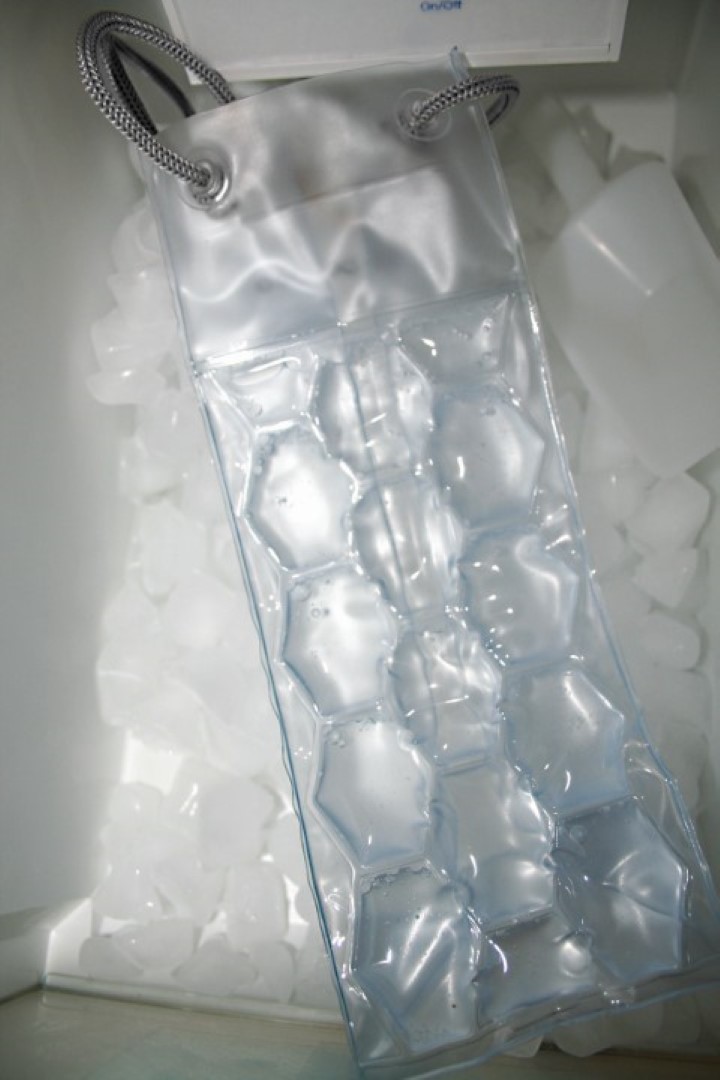 Metmaxx® Flaschenkühler "Carry&Cool" transparent