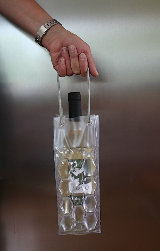 Metmaxx® Flaschenkühler "Carry&Cool" transparent