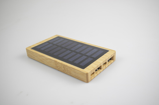 Metmaxx® "SolarBankProBamboo"