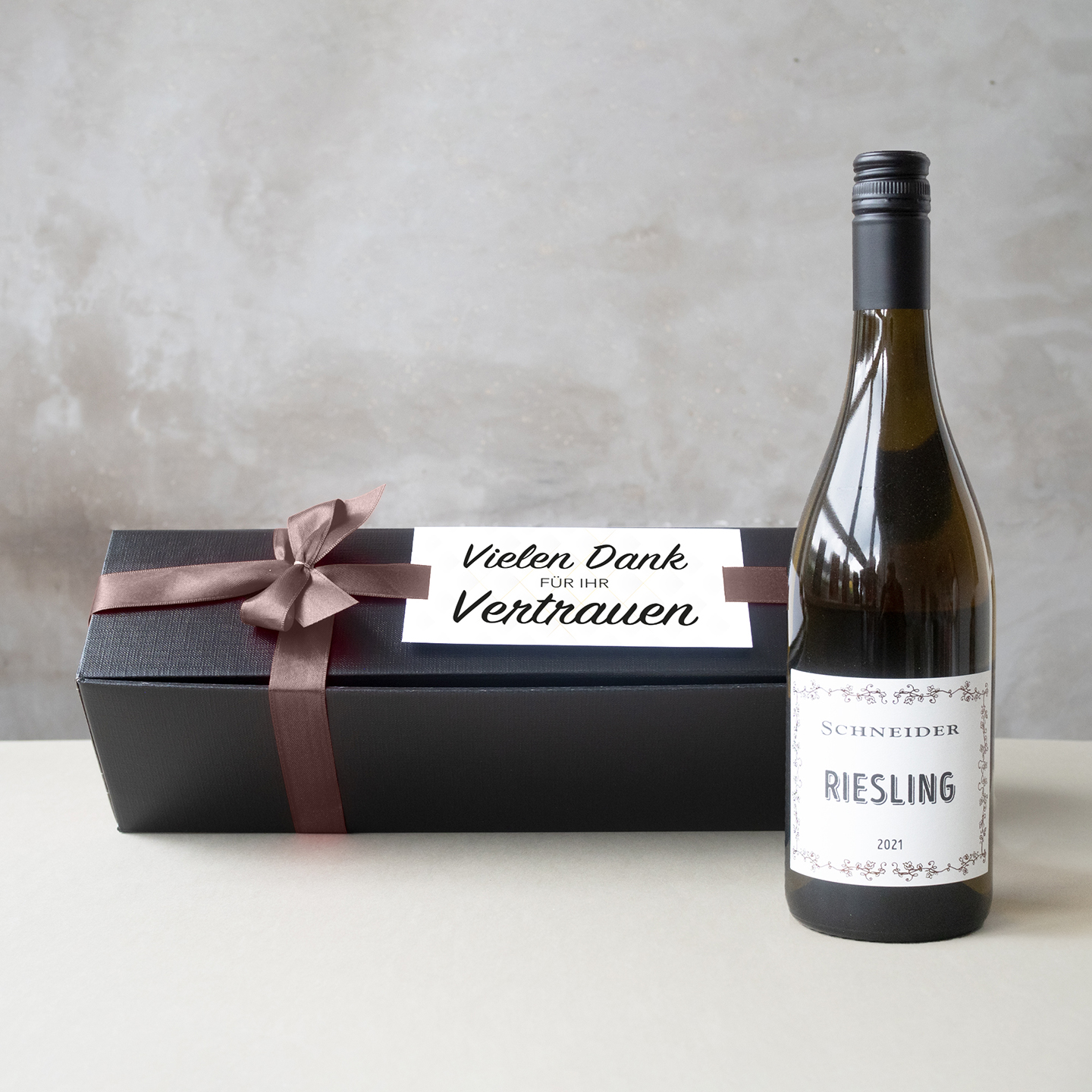 Riesling in edler Geschenkbox 956 g  Braune Schleife