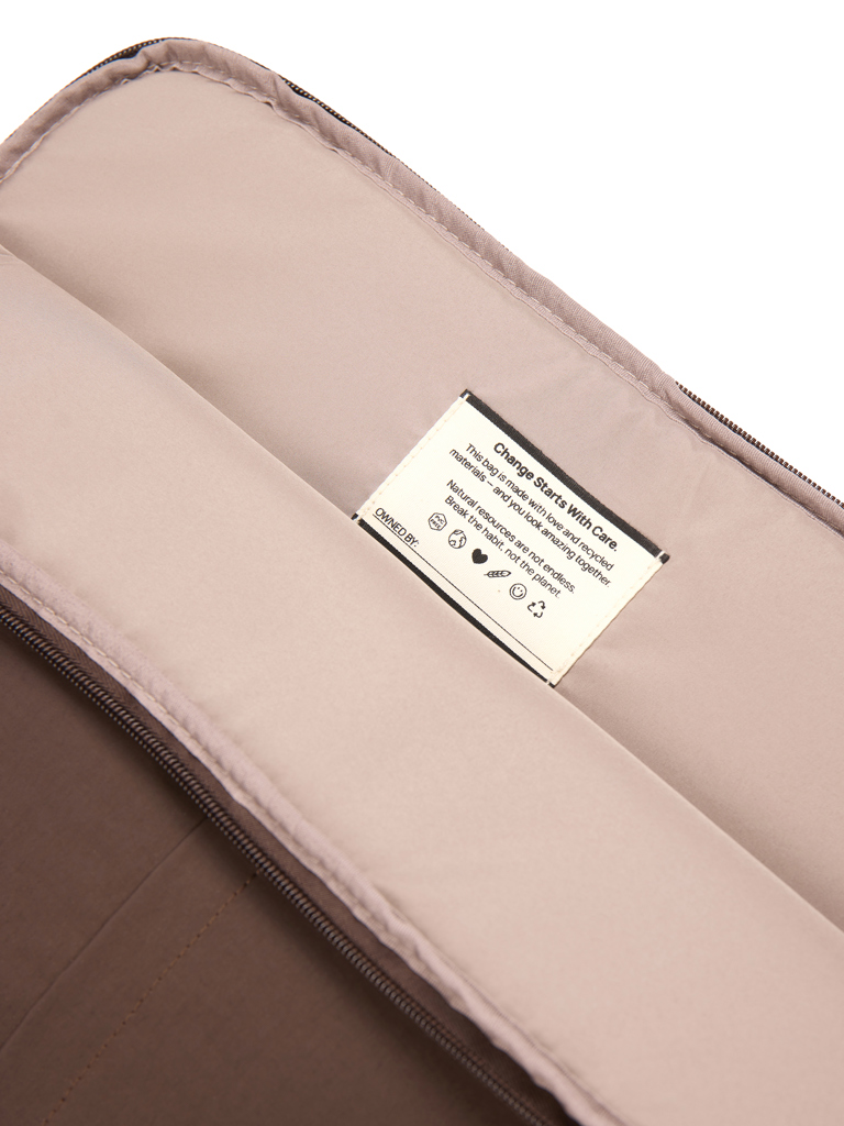 KENTO URBAN 15,6" Laptop-Sleeve aus RCS rec. Nylon