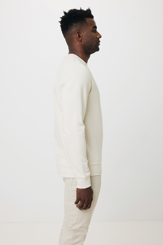 IQONIQ Denali ungefärbt. Rundhals-Sweater aus recycelter BW