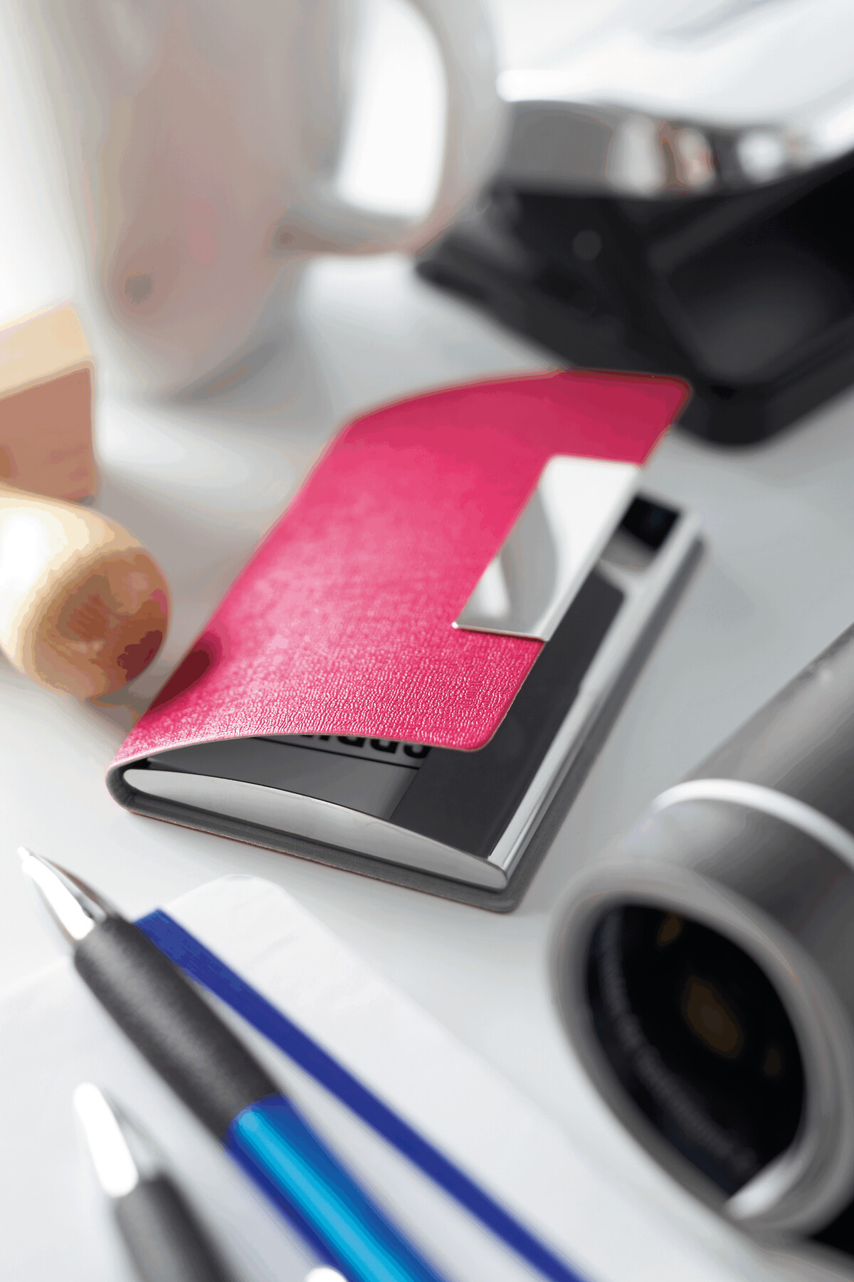 Visitenkartenetui ATLAS, magenta