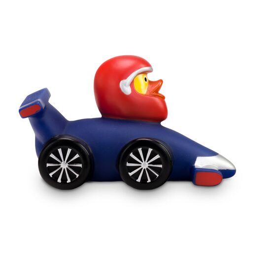 gelbe Werbeente Volker Vollgas mit blauem Rennauto und Helm in Rot, Größe: ca. 8 cm. Inklusive Quietschventil