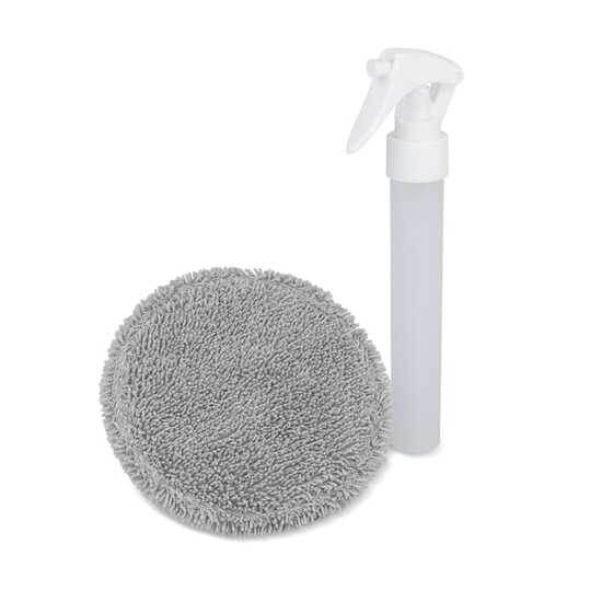 2-in-1-Spray und Reinigungstuch