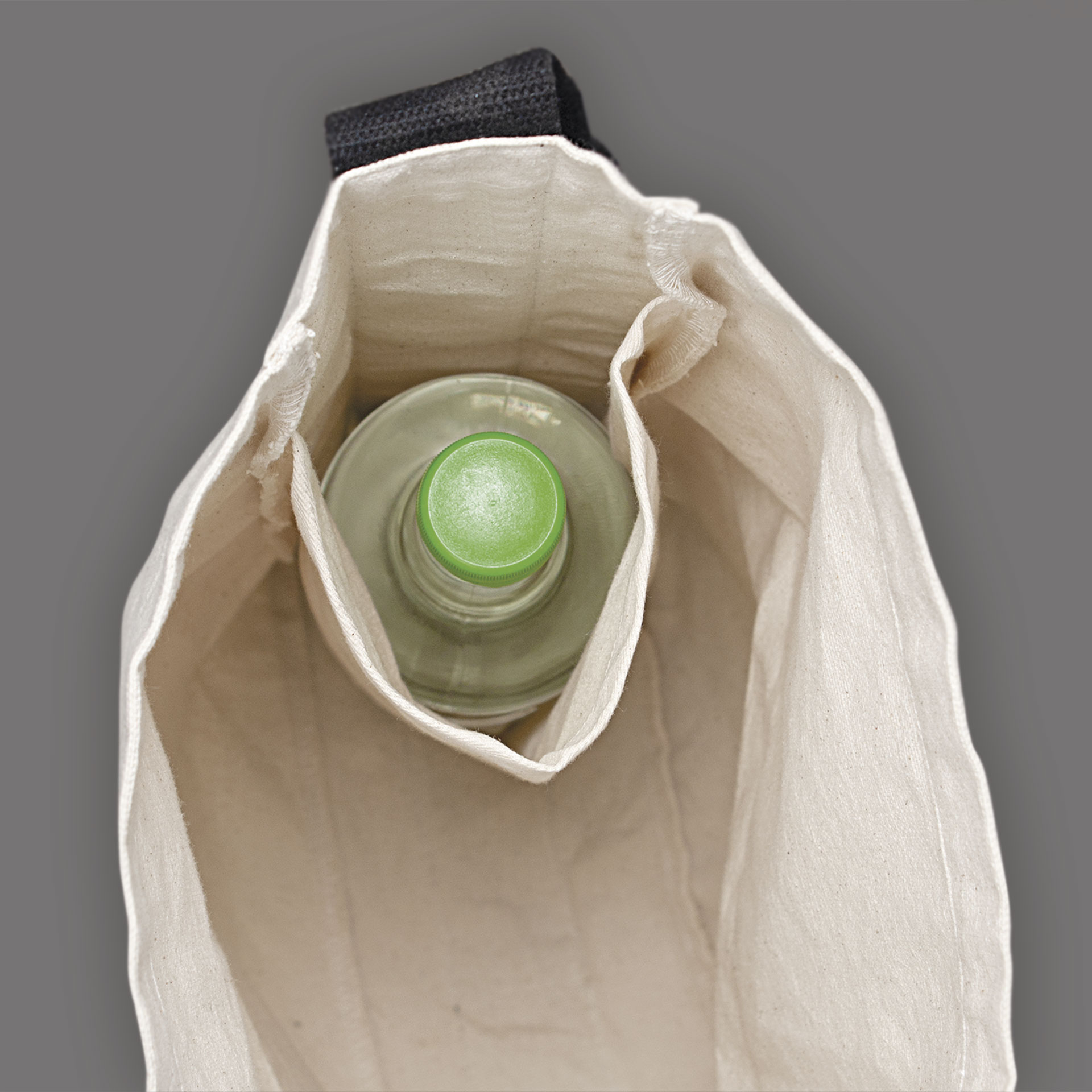 HAMBURG – Umhängetasche mit Tragegurt und Flaschenhalter