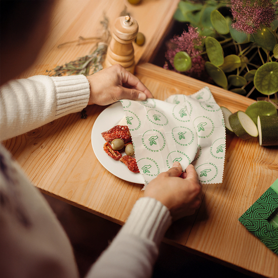 Bienenwachstuch M mit DIN Lang Karte Wabi